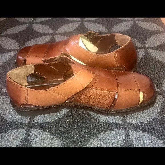 NWOT-deer stags loafers/brown 11 medium - Picture 4 of 6